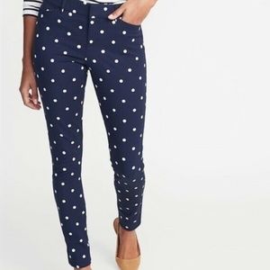 🛍️ Old Navy Women’s Pixie Ankle Pants